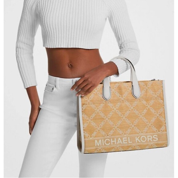 Michael Kors Gigi Large Logo Tote Grab Signature Bag Natural / White NWT - Picture 6 of 9